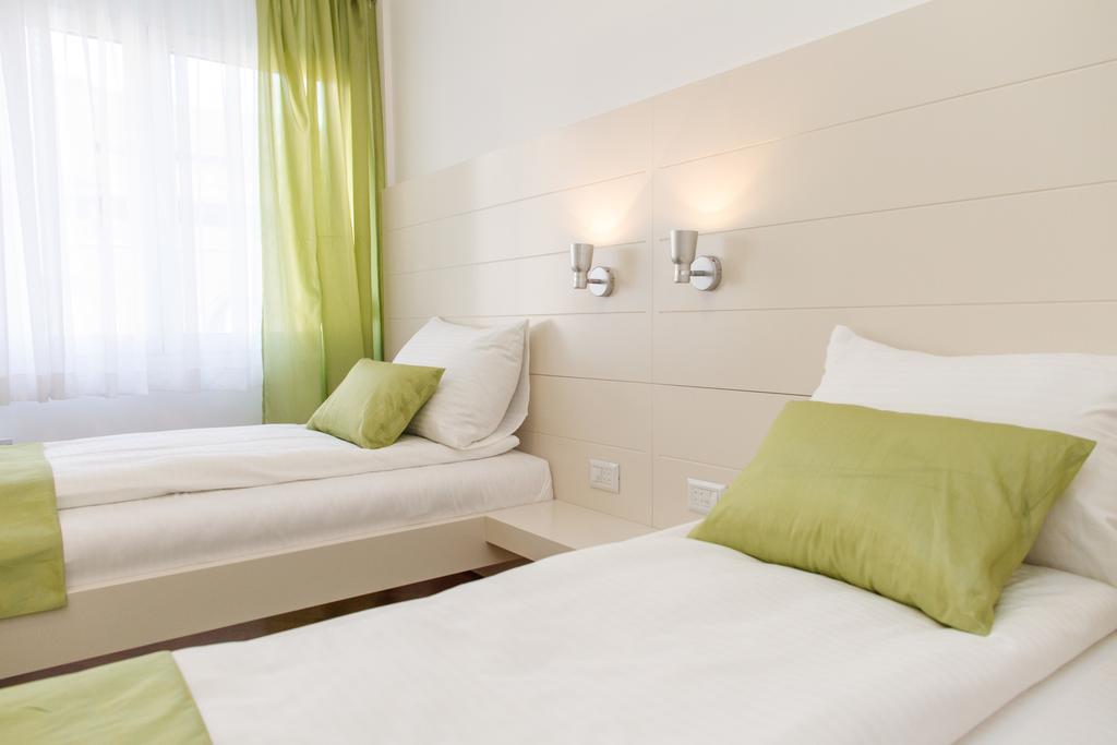 Central Belgrade Apartments 3 Room photo